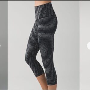 Lululemon Wunder Under Crop II *Full-On Luon (Roll Down)